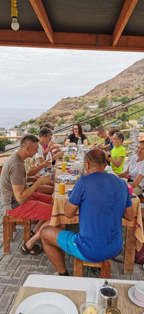 לינה וארוחת בוקר Seladinha Kaza Ladera מראה חיצוני תמונה